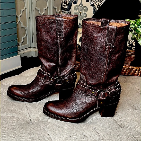 Frye Jane Belted Tall Leather Boots Brown Size 8.5B